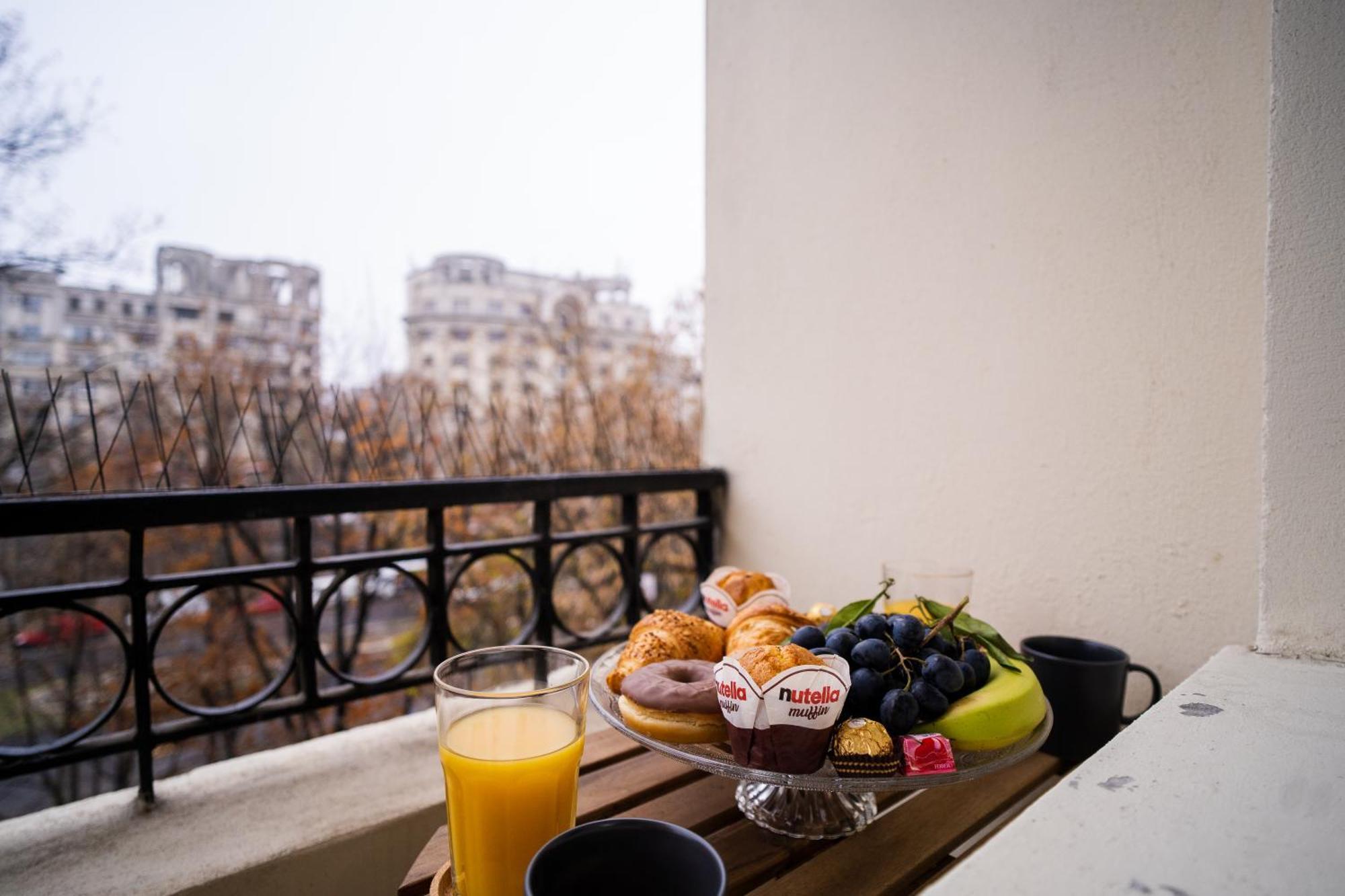 Top Location - Contemporary Parliament View - 2Br Bucharest Exterior photo